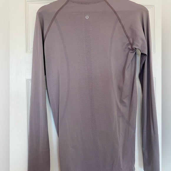 Lululemon Swiftly Tech Longsleeve - Picture 3 of 4